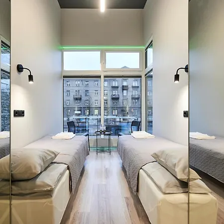 Nomad Boutique - Women Only, Self Check-in, Centre * Tallinn