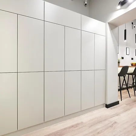 Bold - New Self Check-in In Center Tallin