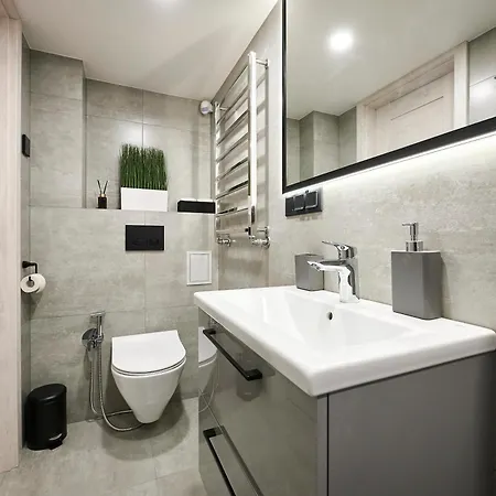 Bold - New Self Check-in In Center Hostal Tallin