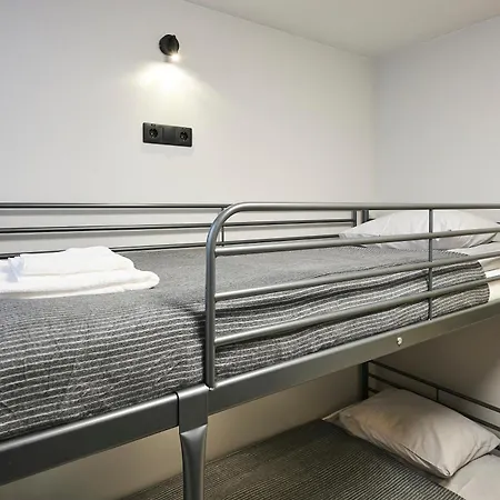 Hostel Nomad Boutique - Women Only, Self Check-in, Centre