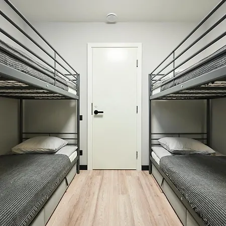 Hostel Nomad Boutique - Women Only, Self Check-in, Centre