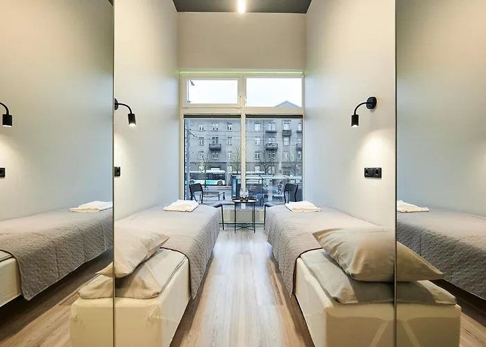 Bold - New Self Check-in In Center Hostel