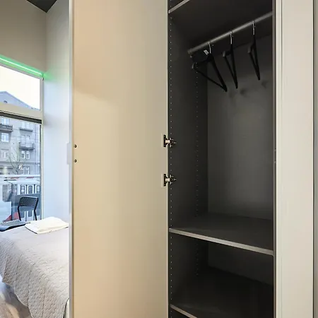 Bold - New Self Check-in In Center Hostel *